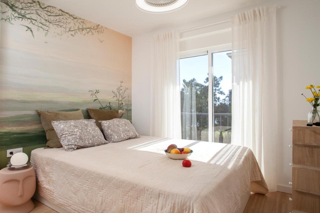 Lovely Beachfront Apartment In Calahonda Sitio de Calahonda Kültér fotó